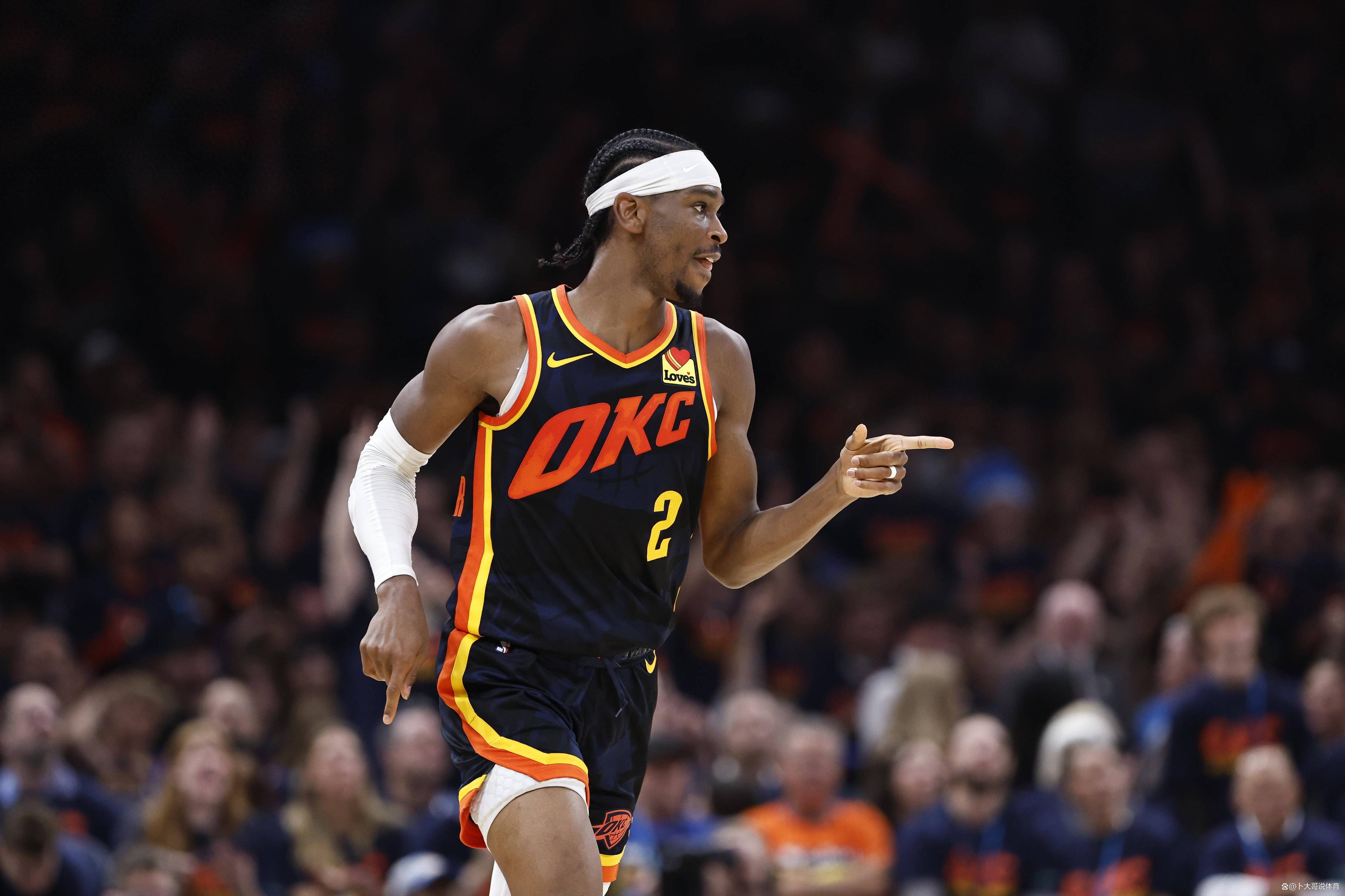 黑白直播在线观看-包含雷霆队客场大胜，士气高涨引发热议的词条