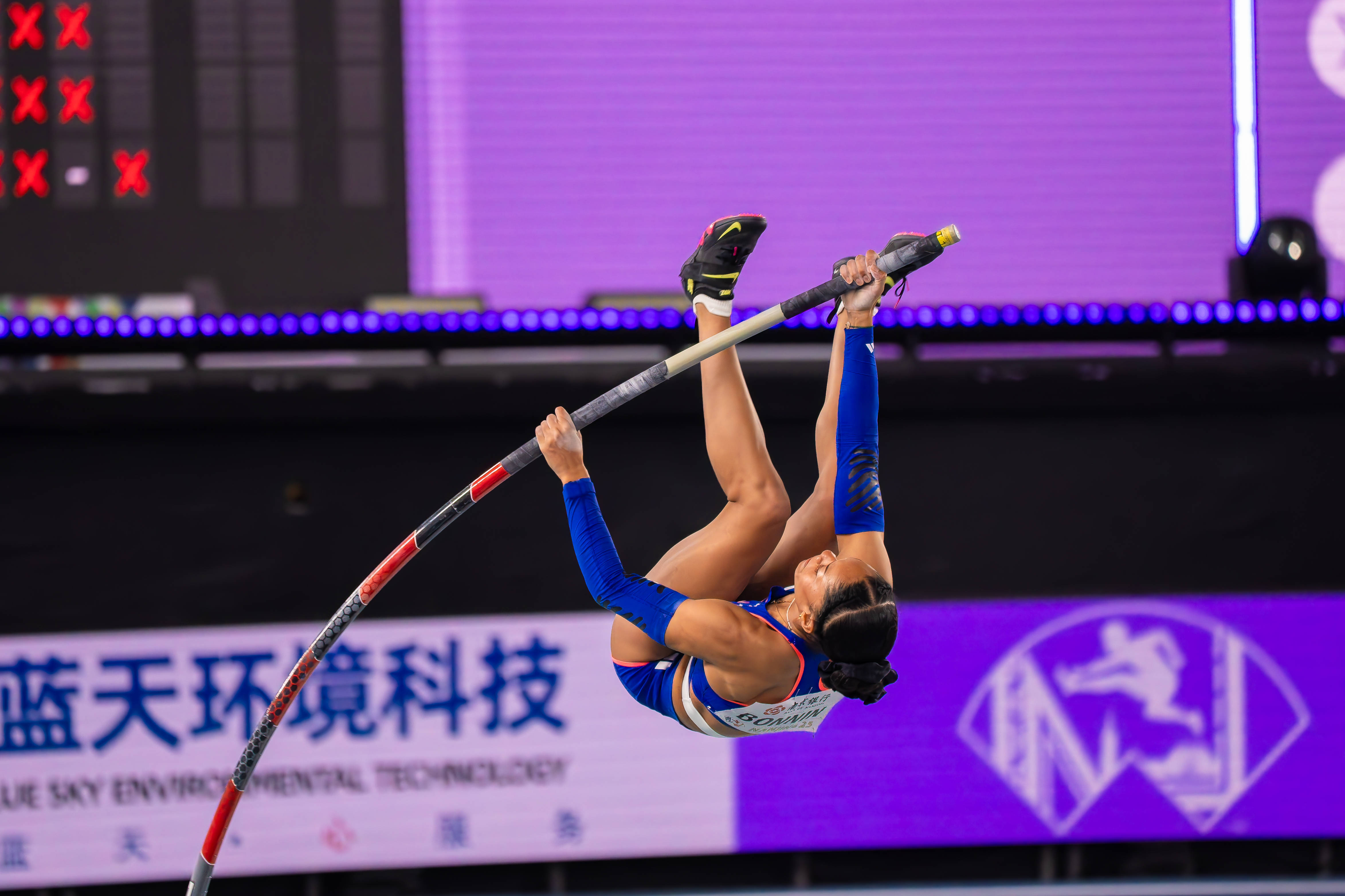 女子撑杆跳高项目塞尔维亚选手夺得亚军的简单介绍 女子撑杆跳高项目塞尔维亚选手夺得亚军的简单介绍