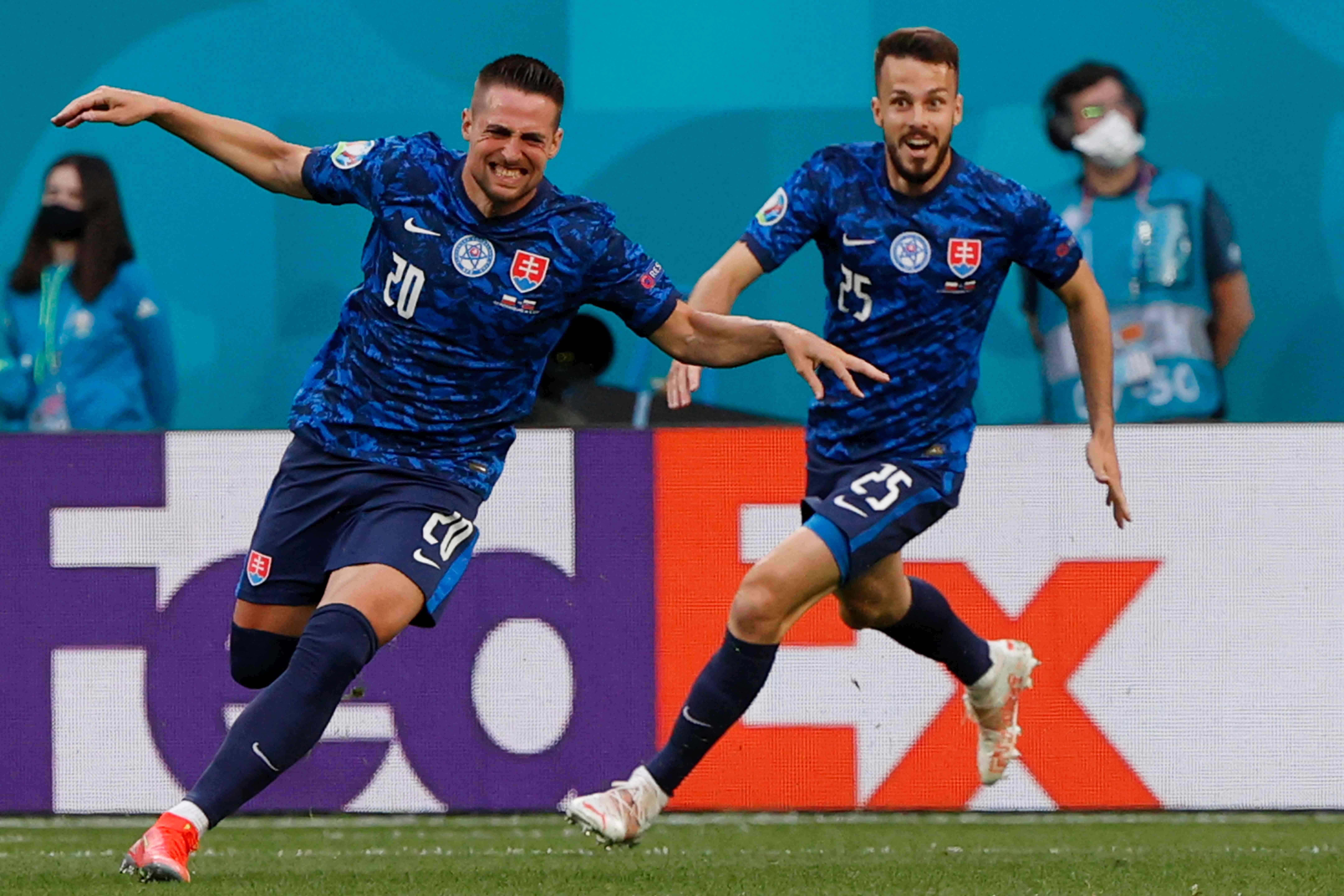 黑白直播网-斯洛伐克代表团在体操比赛中表现出色