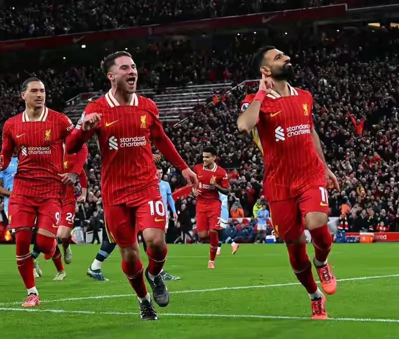 包含利物浦前锋梅开二度,助球队赢得英超关键战役的词条 包含利物浦前锋梅开二度,助球队赢得英超关键战役的词条