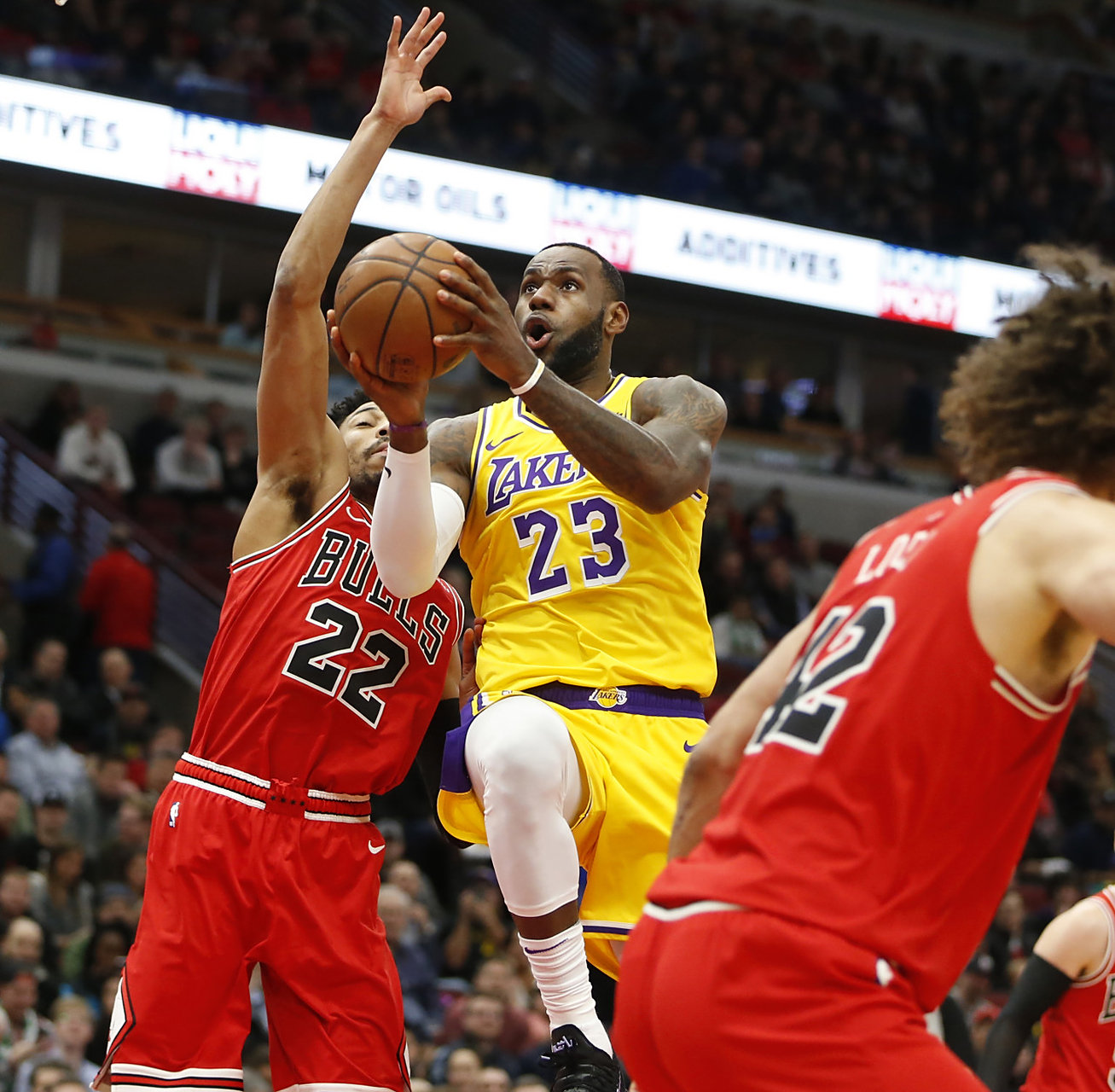 黑白直播nba-关于NBA焦点战：西班牙vs詹姆斯，止步引发积分榜更新的信息