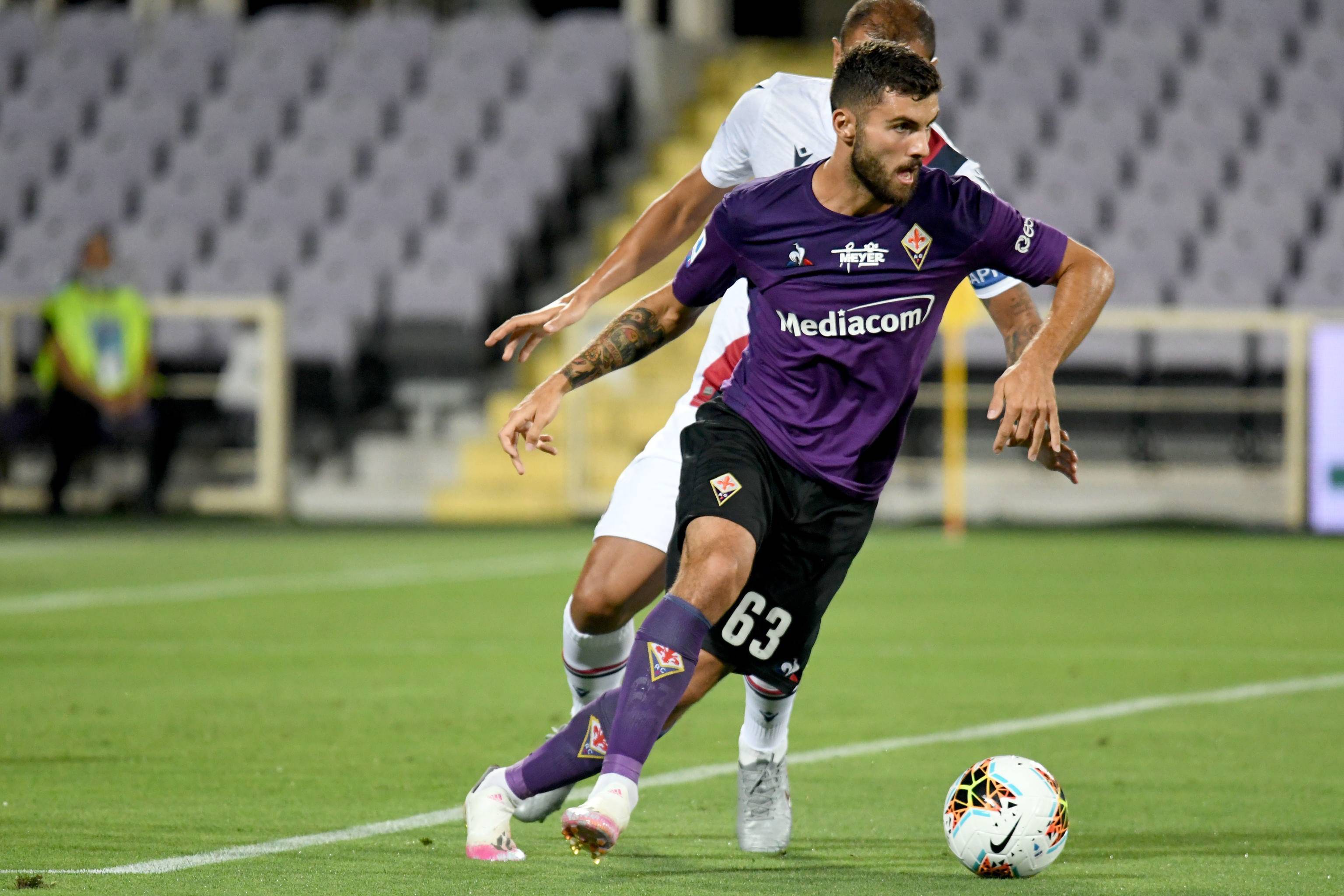 黑白直播免费体育直播-包含意甲联赛球队实力逐渐均衡，竞争日趋激烈的词条