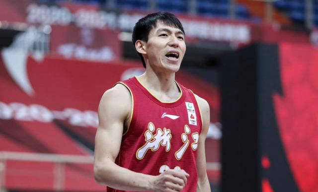 黑白直播在线观看-浙江队外援表现不俗，成为亮点