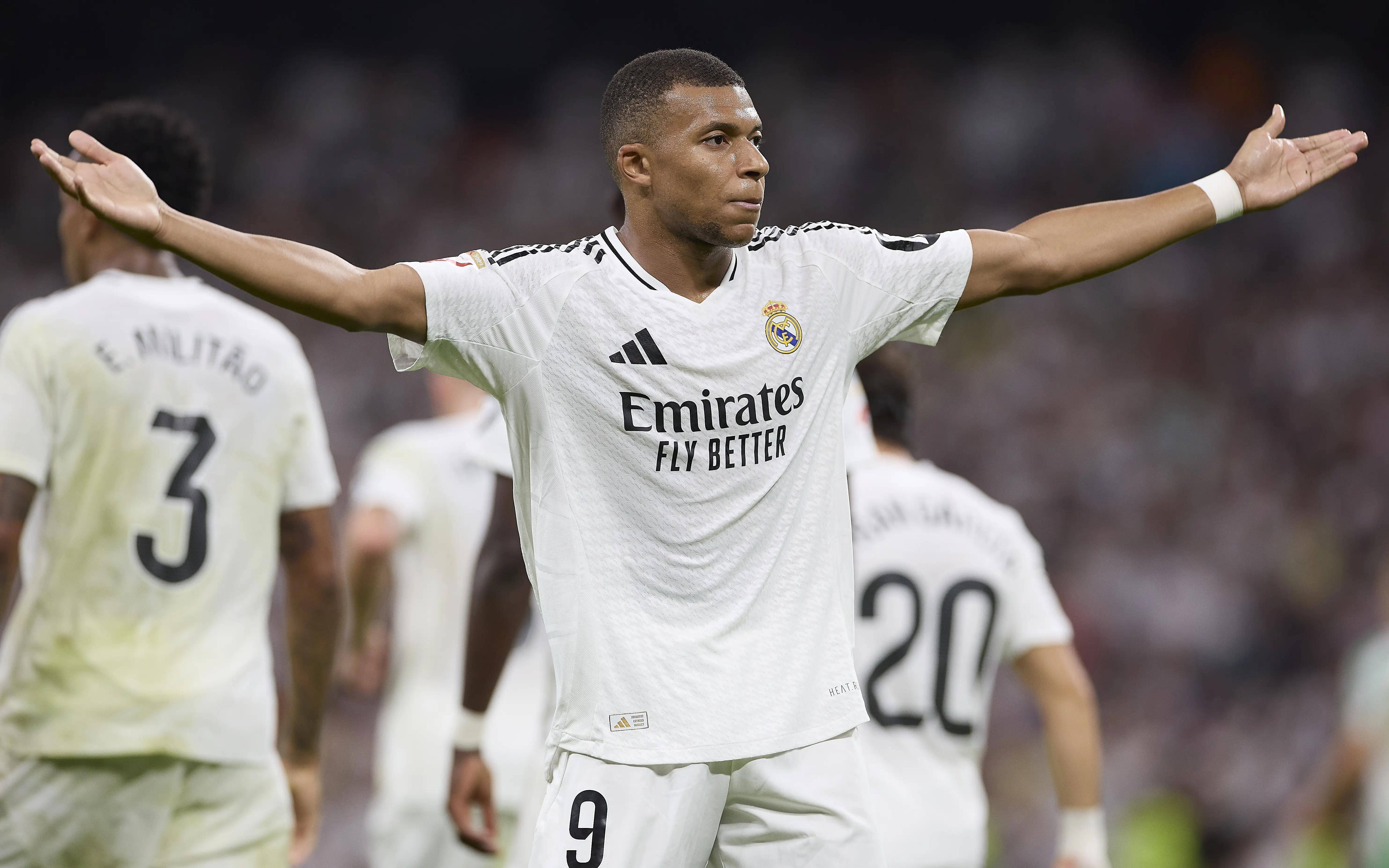 黑白直播nba-赫塔菲客场全取三分，气势如虹