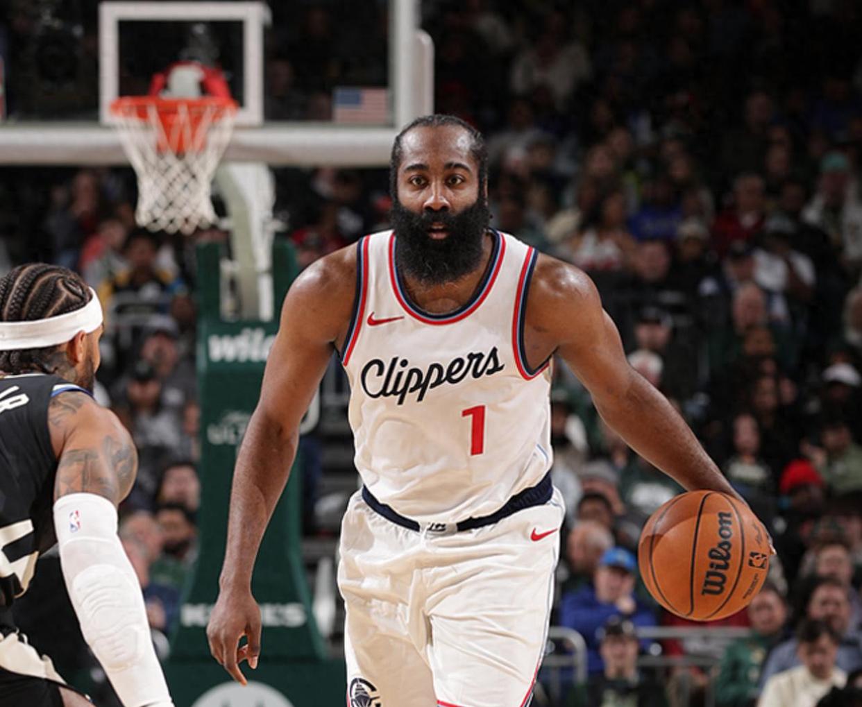 快船击败雄鹿迎来五连胜 快船击败雄鹿迎来五连胜