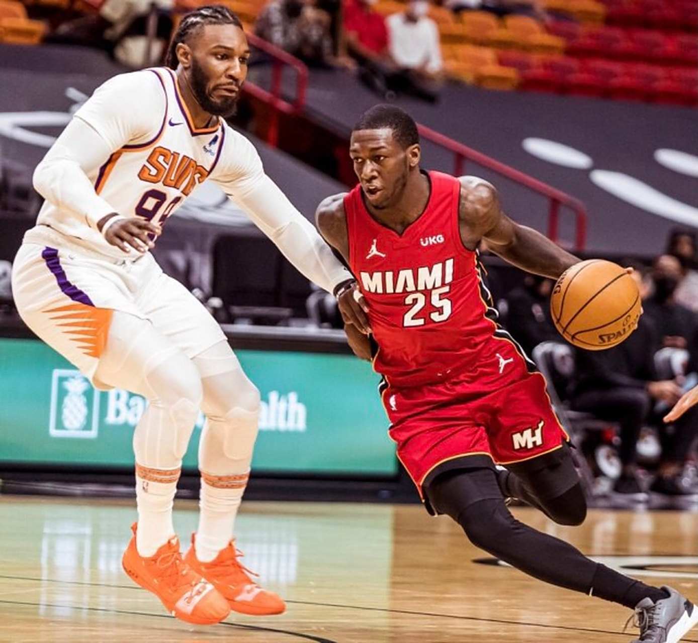 关于热火再胜太阳继续领先的信息 关于热火再胜太阳继续领先的信息