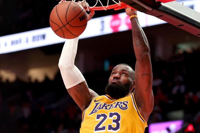 湖人击败掘金,詹姆斯狂轰29分 湖人击败掘金,詹姆斯狂轰29分