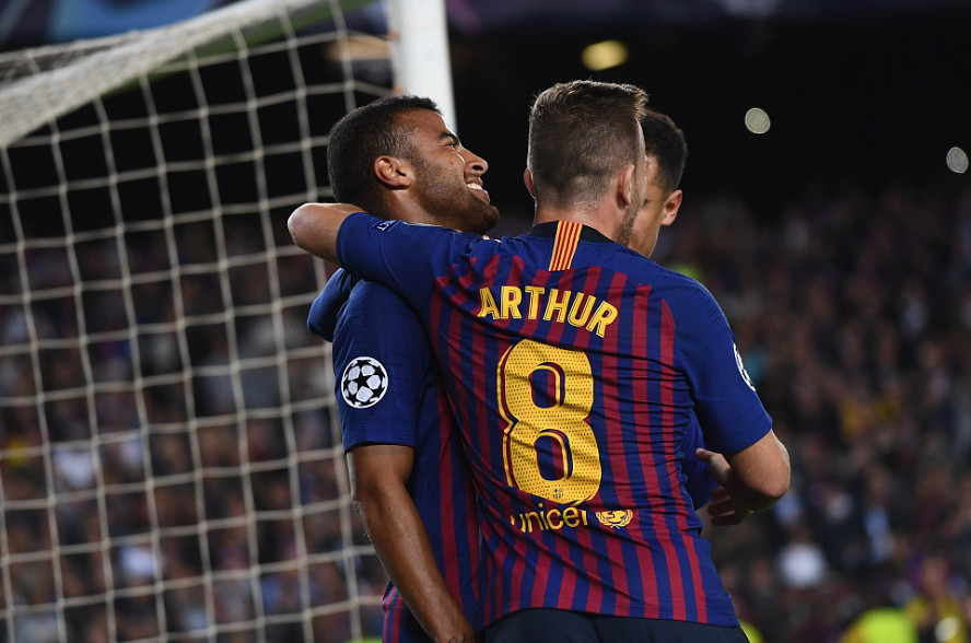 黑白直播-巴萨翻盘国际米兰，奥利维耶刷新纪录