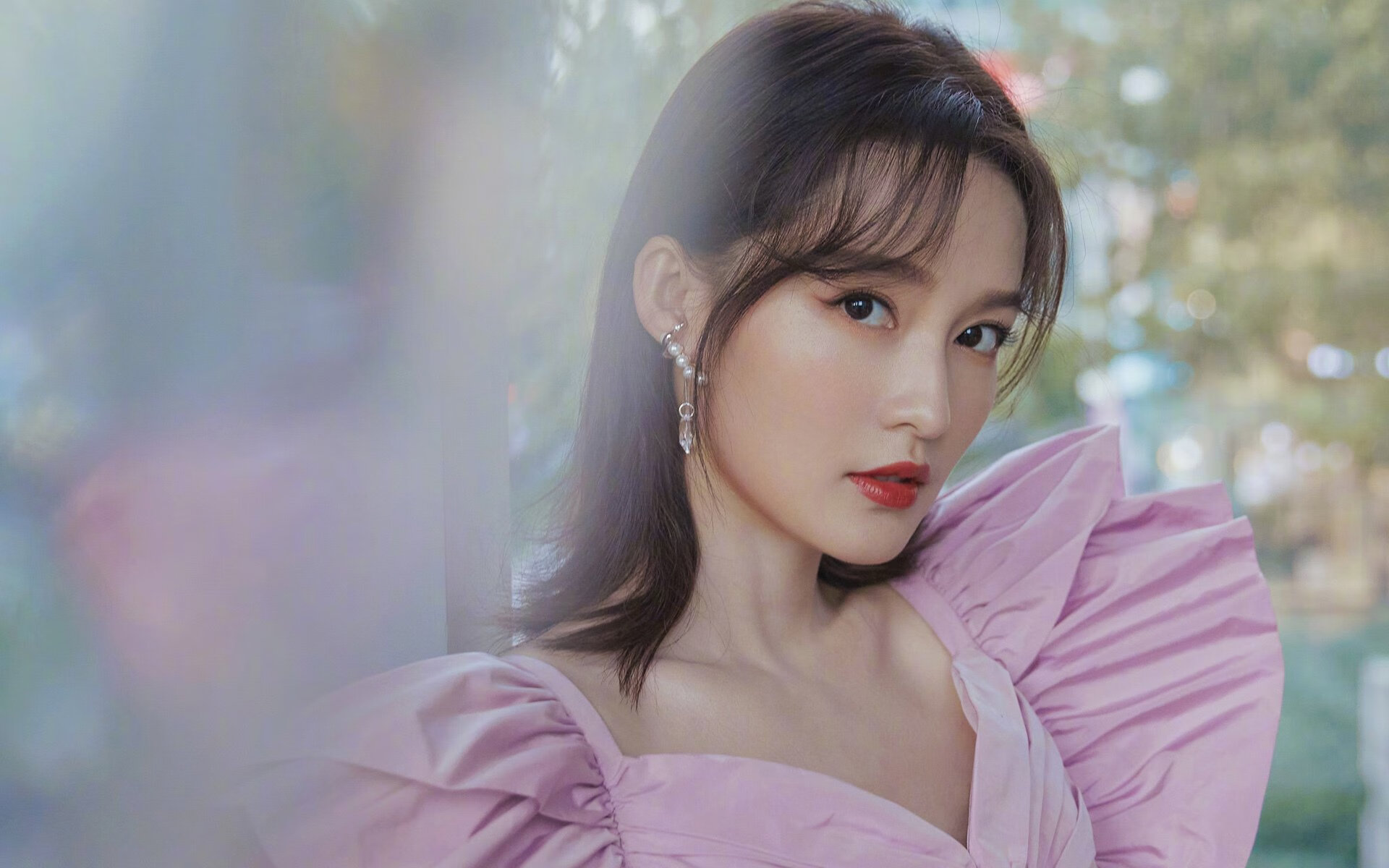 铁腰擎天,红牛踏浪,赖斯压制级发挥助莱比锡稳稳拿下