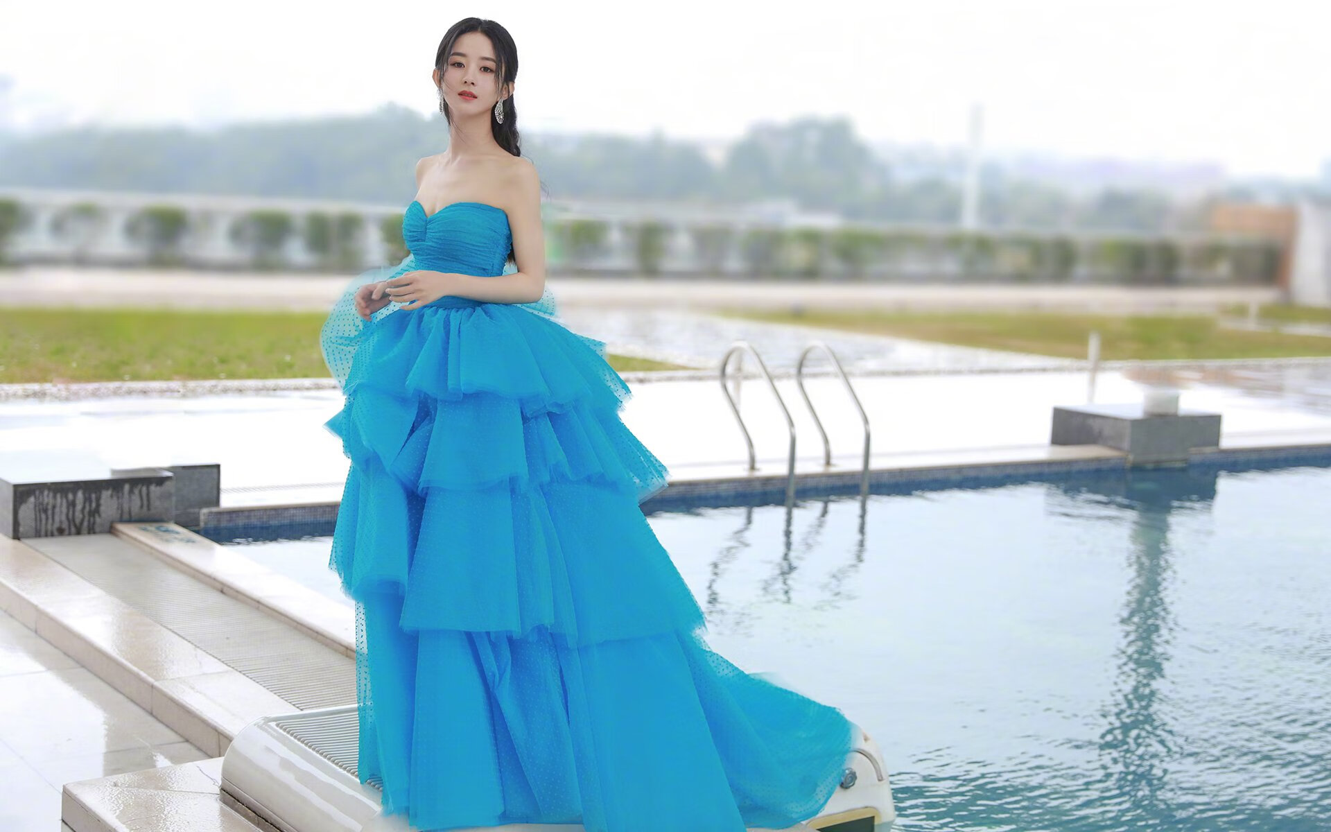 天使之翼再展锋芒，瑞士军刀精准破敌，足球世界的爆发与轻取哲学