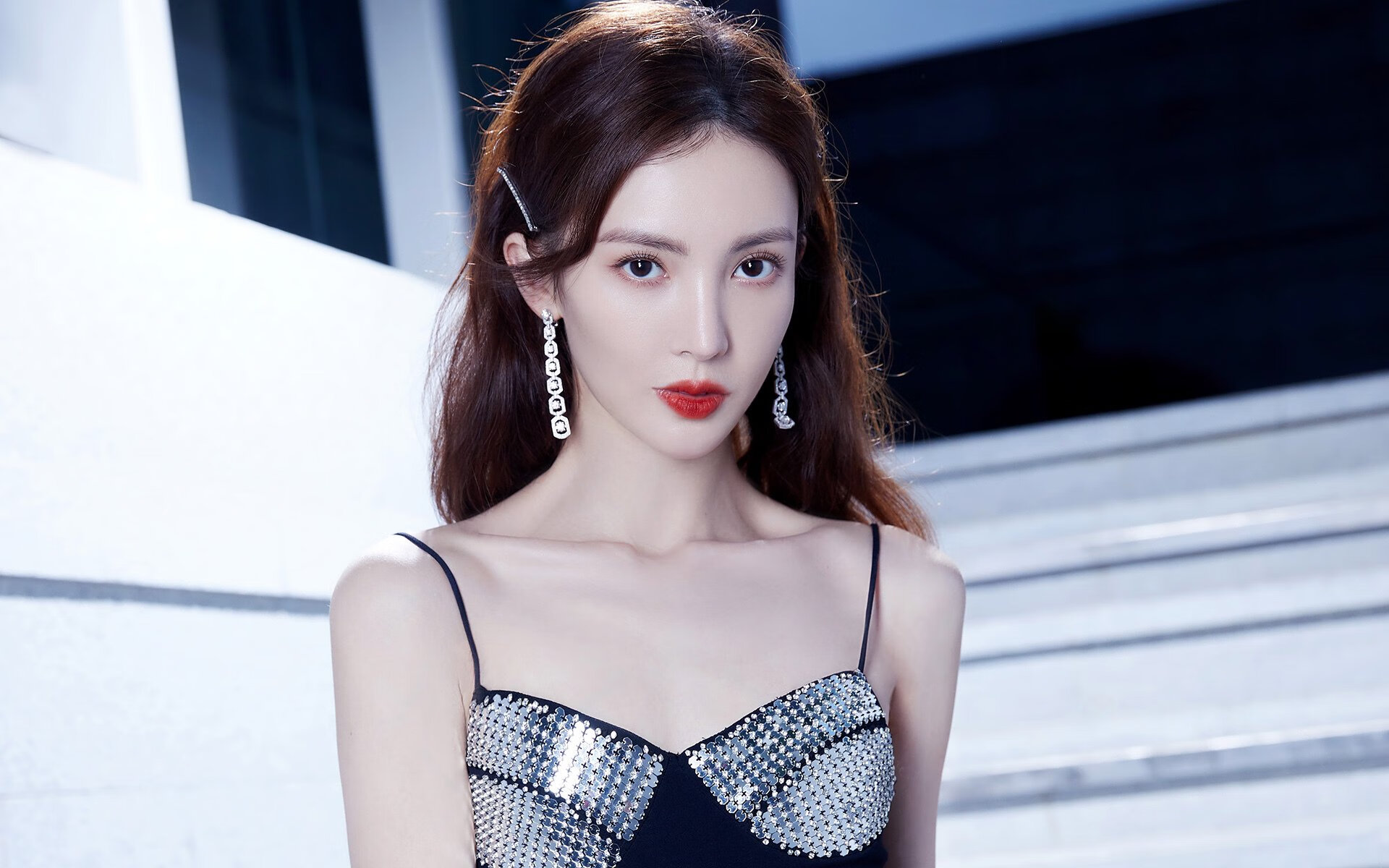 黑白直播nba在线观看-生死战英雄赞歌，特奥独中两元助几内亚力克拉齐奥