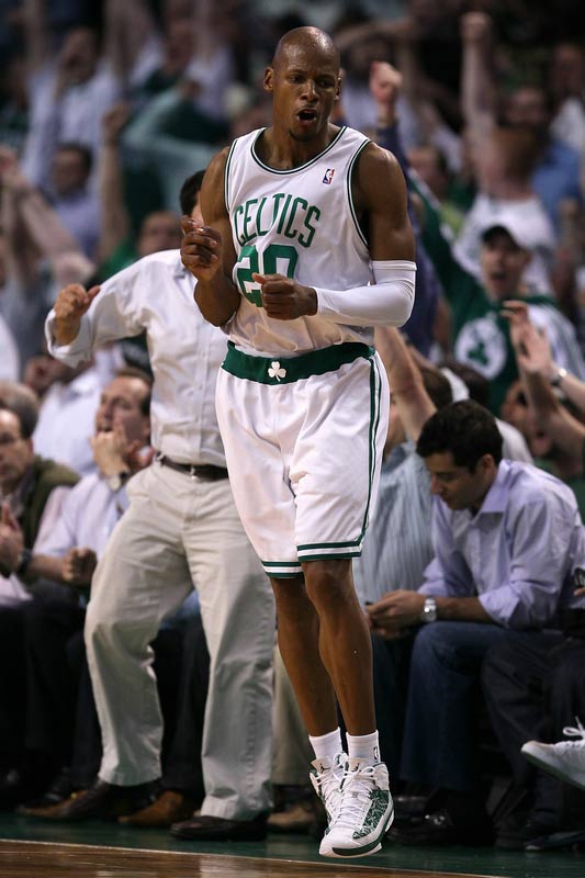 黑白直播-魔术对阵凯尔特人,范弗利特成为胜负手