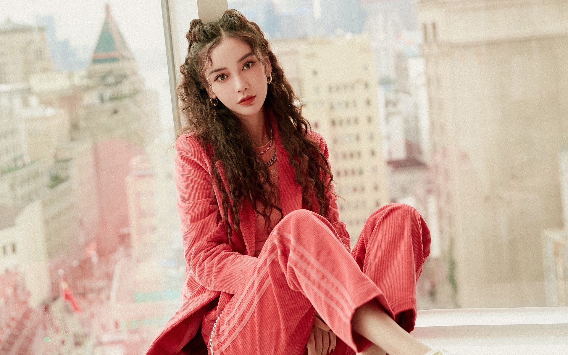 一场战术与默契的完美演绎,西班牙斗牛士完胜秘鲁,加维领衔奏响青春交响曲